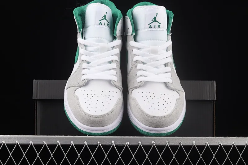 All categories Air Jordan Jordan series basketball shoes Air Jordan 1 Mid Different versions Air Jordan 1 Mid AJ1 Joe 1 white gray green mid-top basketball shoes DC7294-103